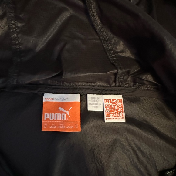 Puma Men's Black Windbreaker with Neon Green Highlights - Picture 4 of 10